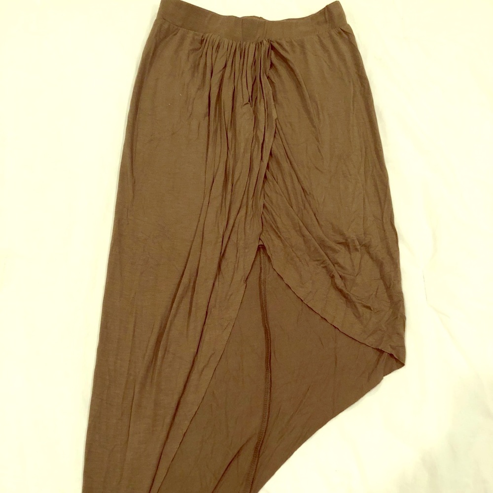 Hi-lo Tobi skirt - olive green. SO flattering.